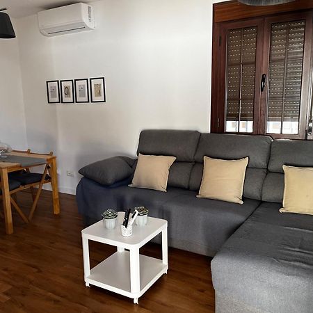 فيلا Bonito Chalet En La Cala Con Gran Jardin Privado La Cala Del Moral المظهر الخارجي الصورة