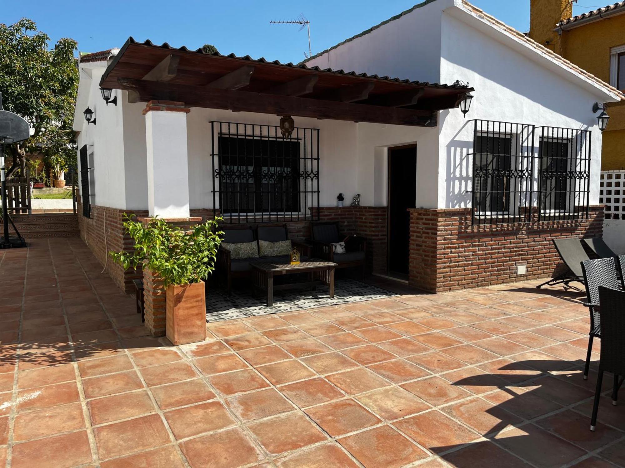 فيلا Bonito Chalet En La Cala Con Gran Jardin Privado La Cala Del Moral المظهر الخارجي الصورة