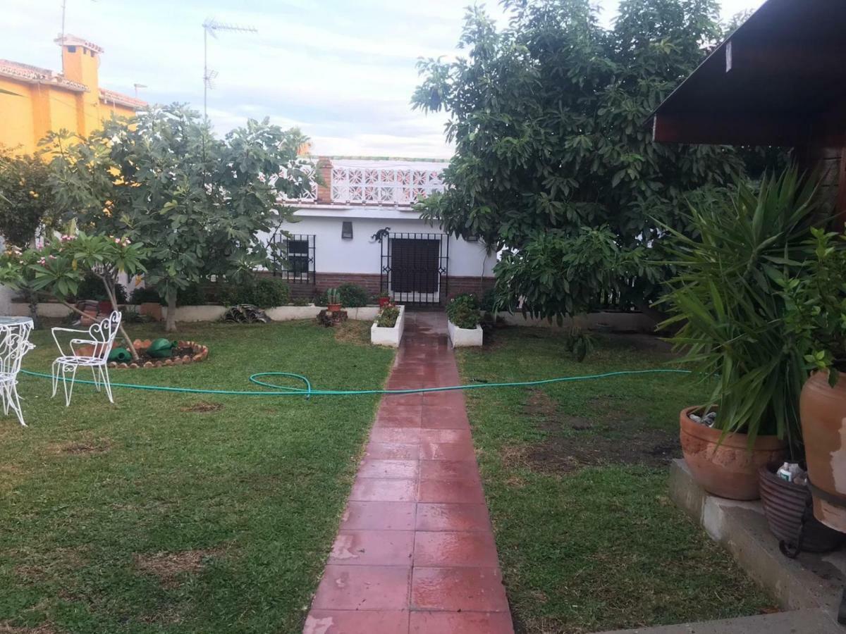 فيلا Bonito Chalet En La Cala Con Gran Jardin Privado La Cala Del Moral المظهر الخارجي الصورة